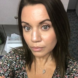 Meet your Posher, Gina